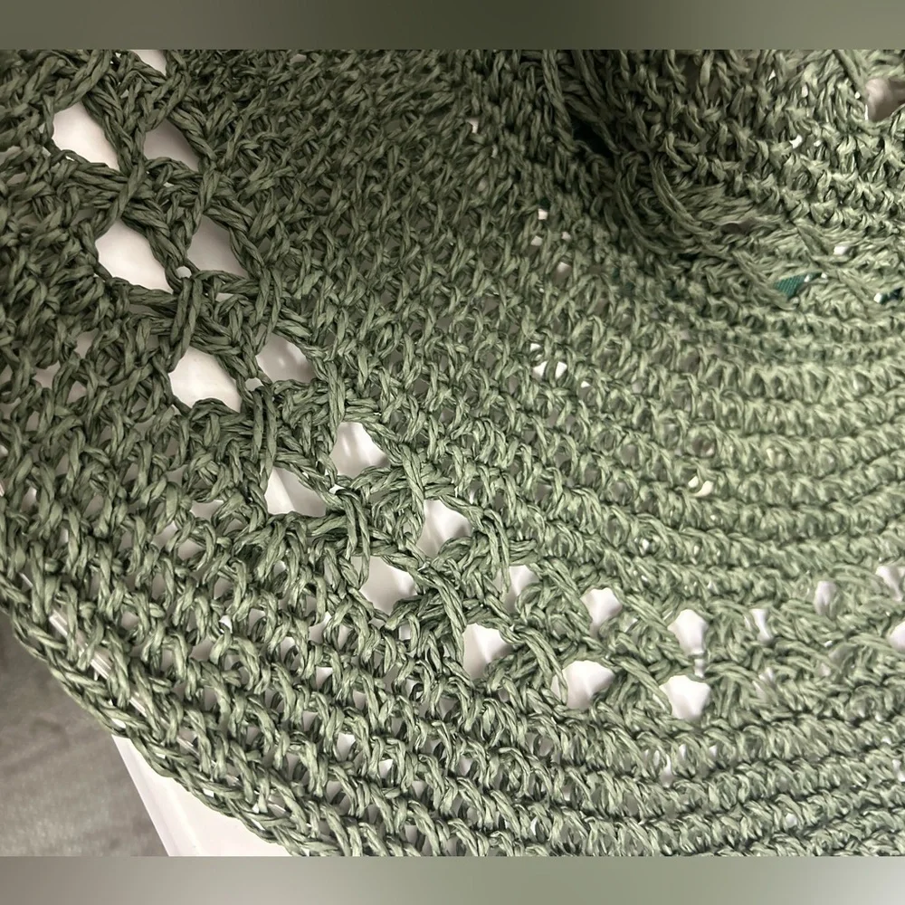 NWT Aerie Olive Crochet Sun Hat